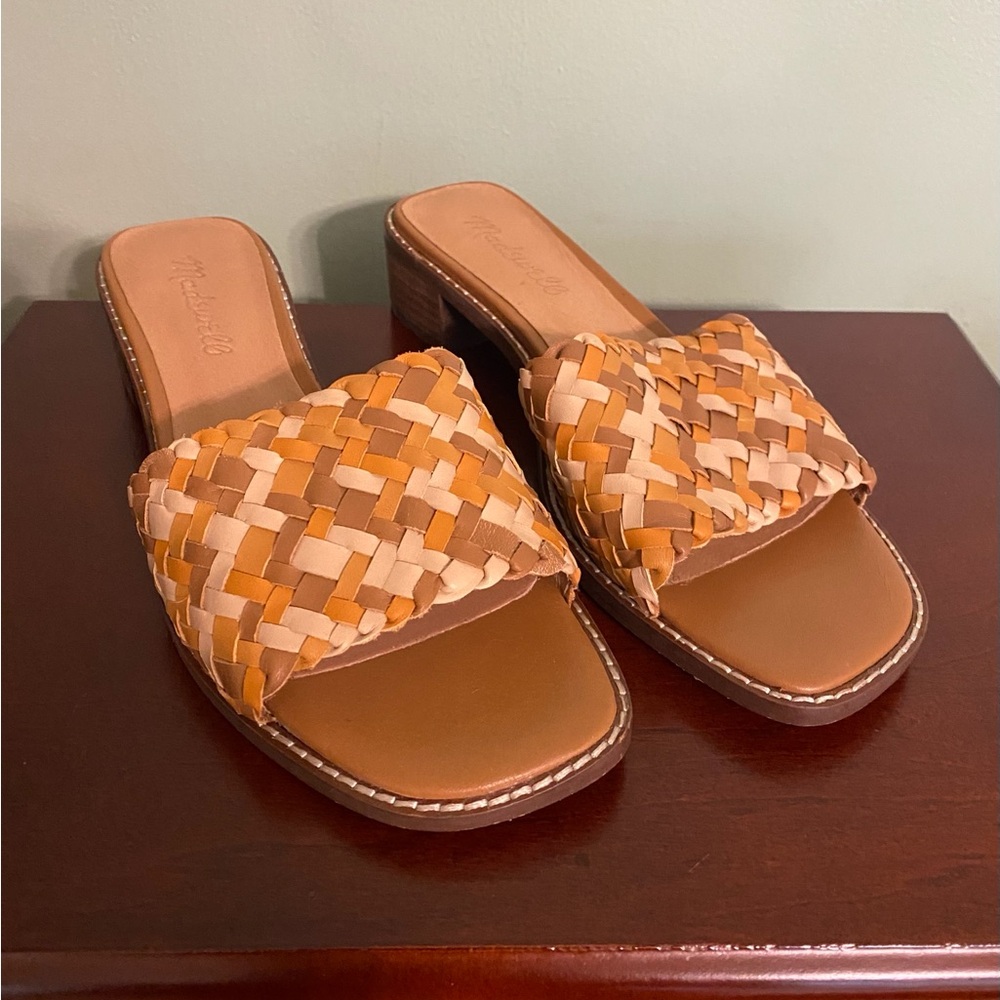 ☘️Madewell The Cassady Mule in Woven Leather